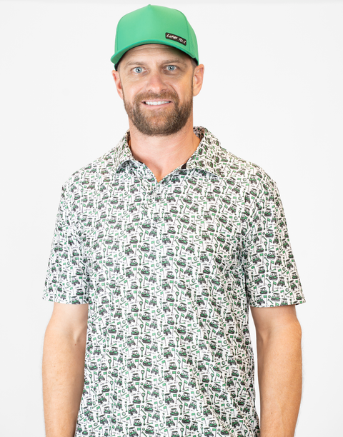 Man wearing kelly green hat with "LUKE 18:1" text